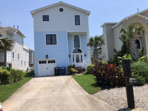 Croatan Beach Casa | Surf's Up!