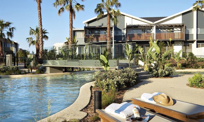 Magenta Shores Casa | Surf, Sun and Sand – beach access less than 150m