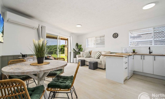 Hastings Point Casa | Surf Whispers - Absolute Beachfront Getaway