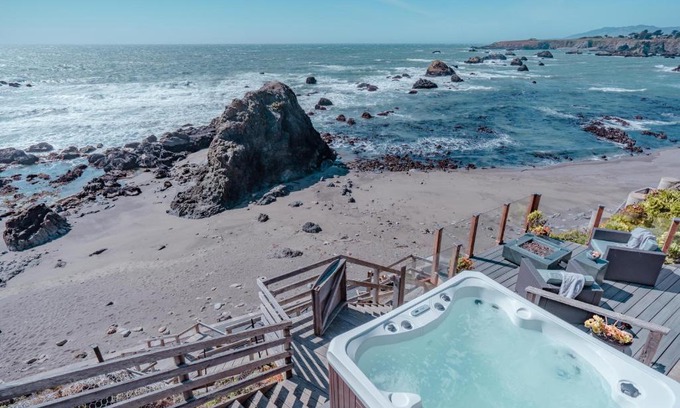 Sereno del Mar Casa | Surfscape Beach House, Private Beach & Ocean views