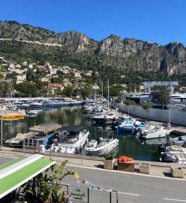 Beaulieu-sur-Mer Apartamento | Surplombant le port de Beaulieu sur mer