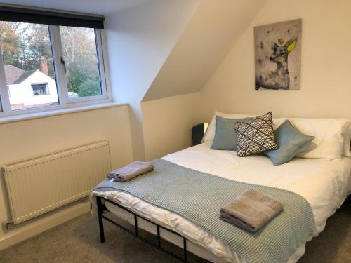 Runnymede Apartamento | Surrey - Private House with Garden & Parking 13