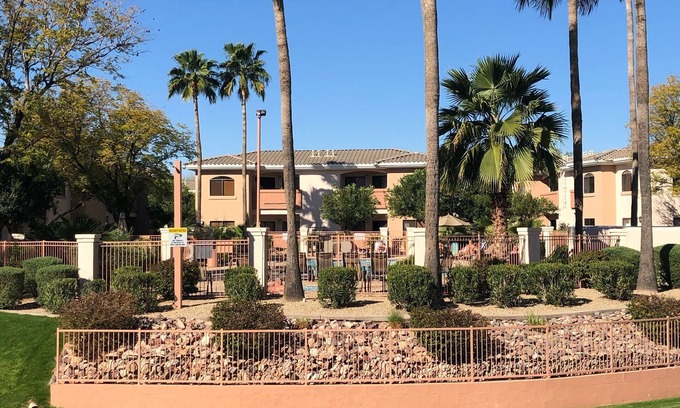 Avondale Condominio | Surrounded by Golf and Sporting Events