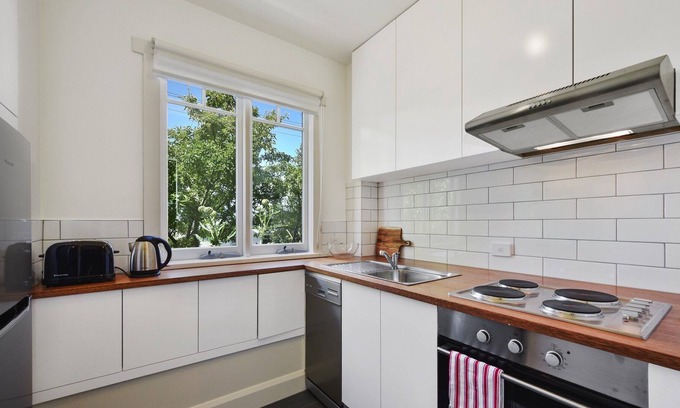 East Launceston Apartamento | Jardín encantado en el este - WiFi gratuito