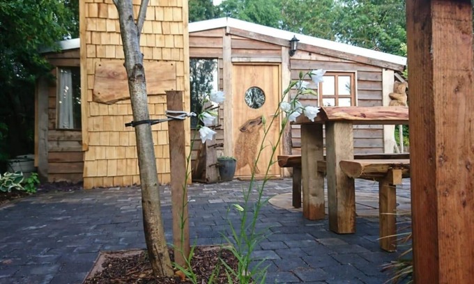 Hatherton Casa | Sutton Coldfield 2-Bed Caravan, Parking & Bar-B-Q