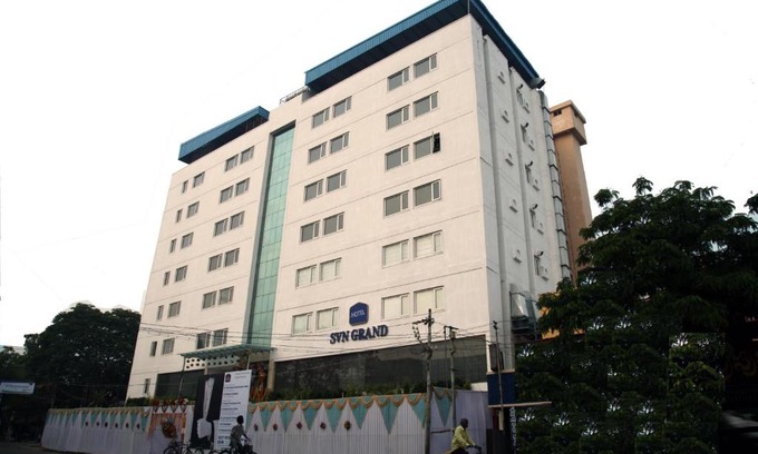 Kakinada Hotel | SVN GRAND