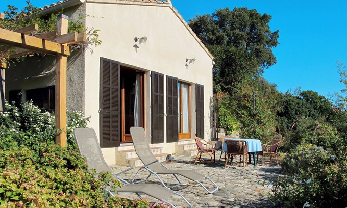 Abbazia Casa | Svyntha by Interhome