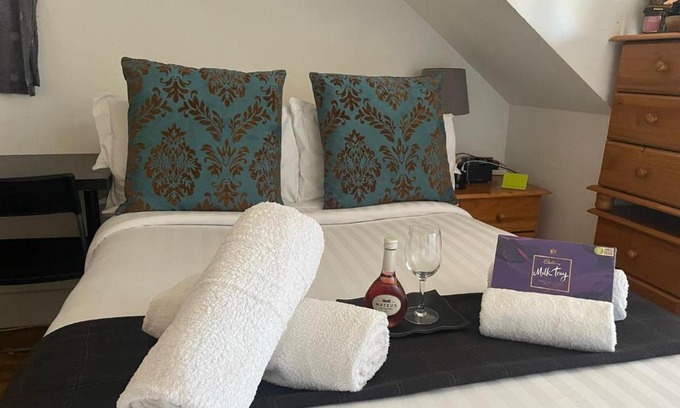 Streatham Casa | SW16 Norbury GuestHouse