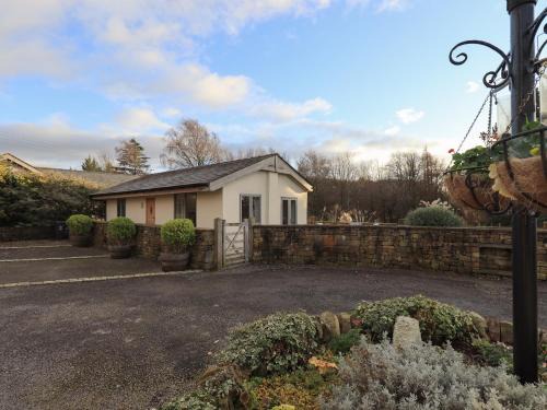 Carnforth Casa | Swallow cottage, Over Kellet