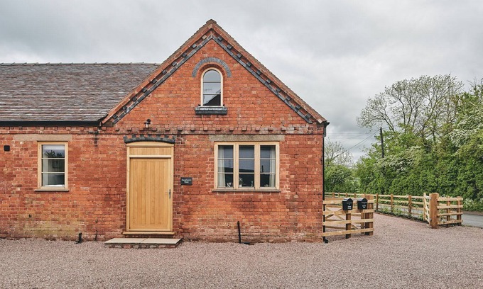 Whitney-on-Wye Cabaña | Swallow's Nest - Luxury Cottages