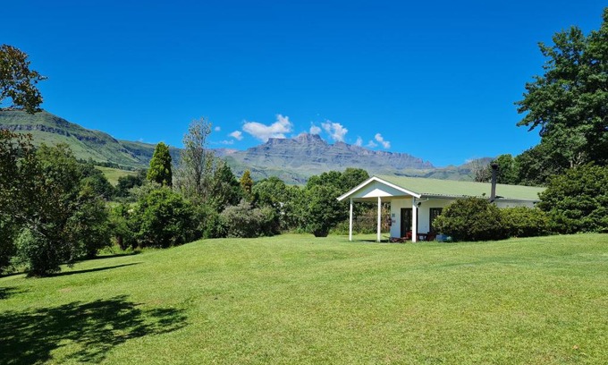 Cathkin Park Casa | Swallowfield Cottage