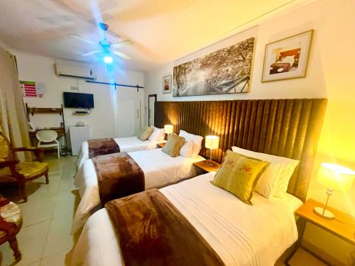 Rustenburg Casa | Swane’s guesthouse