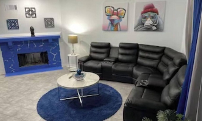 Tall Timbers - Brechtel Casa | Swanky New Orleans House with lots of space 5mins from downtown