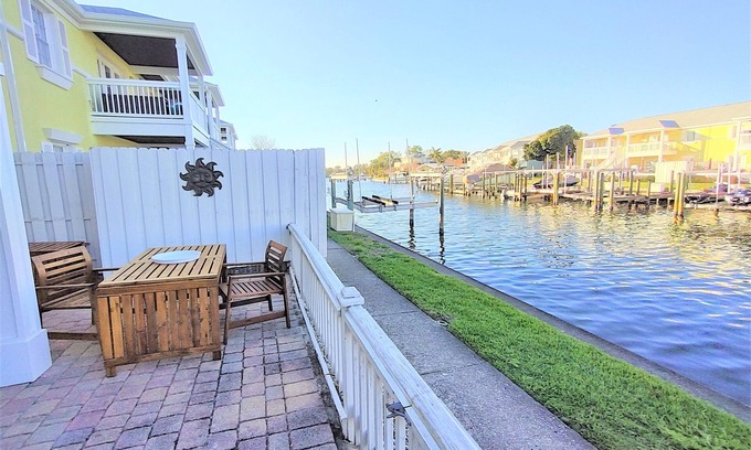 Coquina Key Condominio | Swanky Starfish- Waterfront Condo
