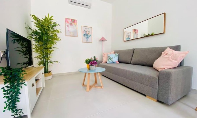 En Corts Apartamento | Sweet Aparment in Russafa (Soho)