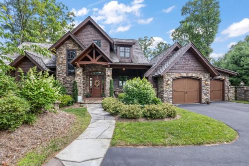 Boone Casa | Sweet Autumn at Blue Ridge Mountain Club