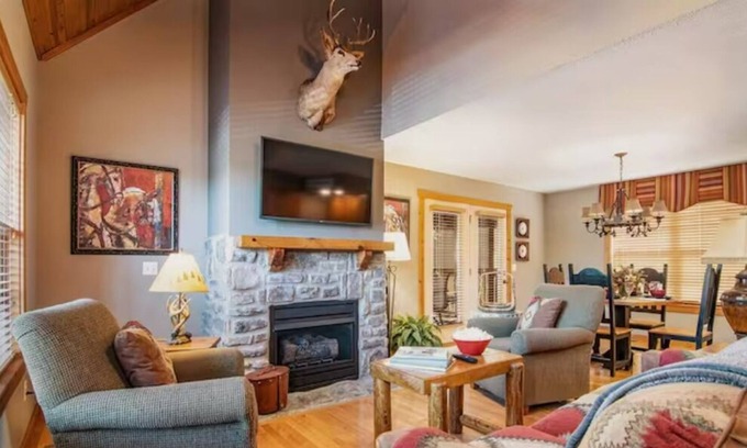 Reeds Spring Casa | Sweet Cabin Retreat