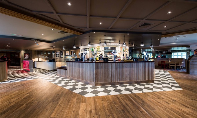 Dunfermline Hotel | Sweet Chestnut, Dunfermline by Marston's Inns