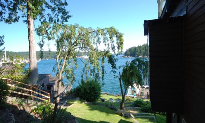 Friday Harbor Apartamento | Sweet Escape & Summer Dream