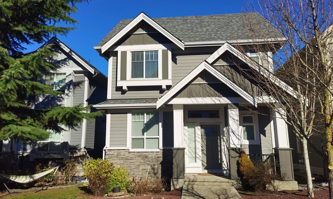 Surrey Casa | Sweet home-morden brand new suite