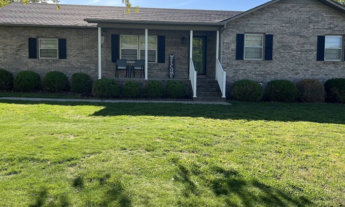 Manchester Casa | Sweet little house perfect for a family or small group