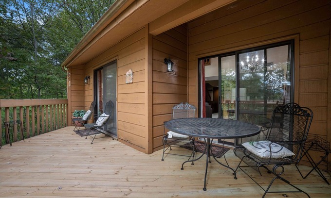 Sapphire Villa | Sweet Mountain Dreams of Sapphire Valley
