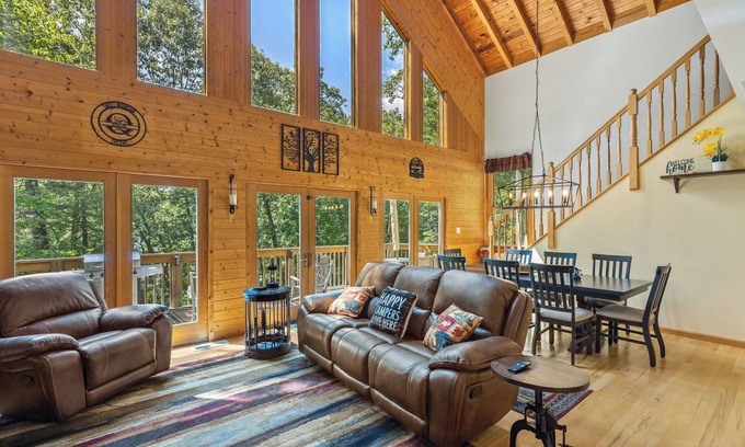 Cullowhee Casa | Sweet Mountain Dreams (2BR) with Views of Lake Glenville