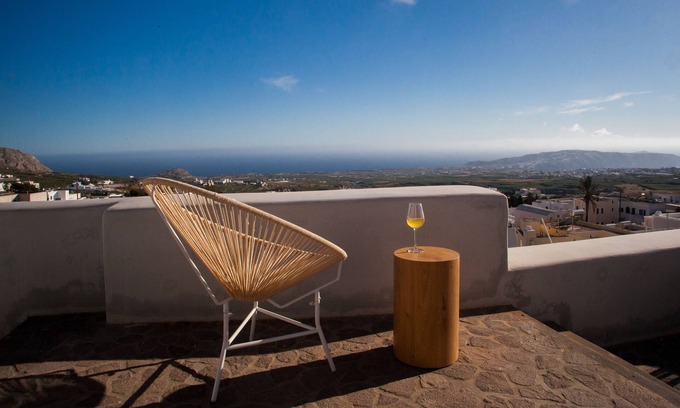 Pyrgos Villa | Sweet Nectar Villa
