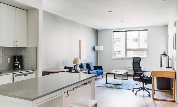 Newcastle Apartamento | Sweet Newcastle 1BR w/ Gym, Pool, Pet Area & W/D, by Blueground