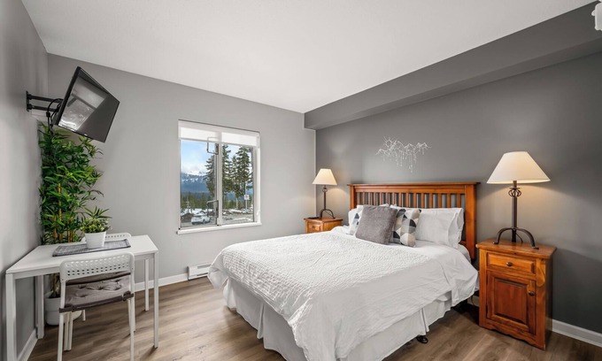 Quathiaski Cove Condominio | Sweet Peaks Prime location , True ski in ski out Bear Lodge