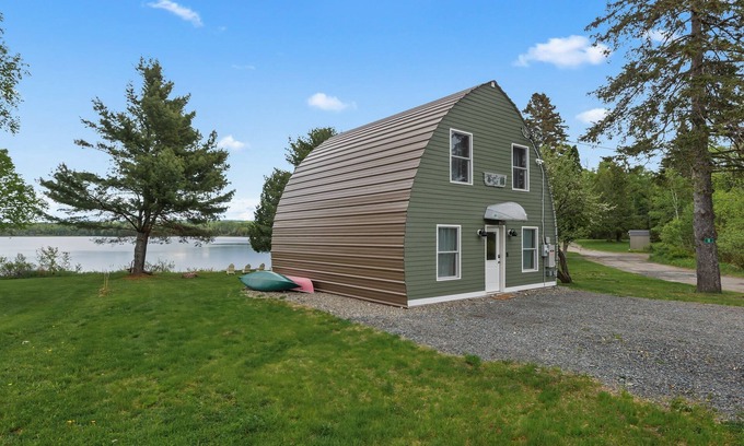 Rangeley Casa | Sweet Spot | New Construction | Haley Pond, Close to Town