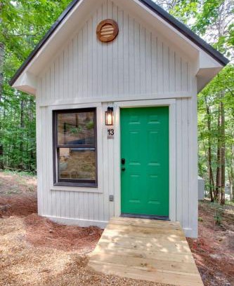 Groveoak Casa | Sweet Tiny House Nestled Among the Towering Trees in Alabama