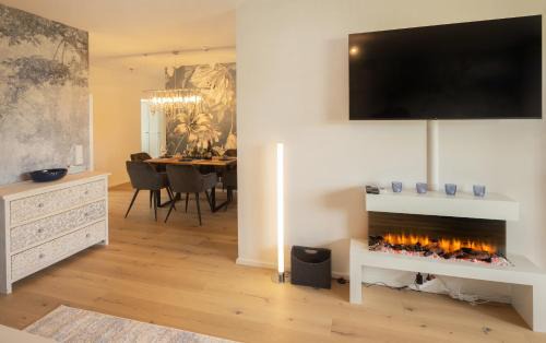 Dachau District Apartamento | SweetHome - DAH02 - LUXUS PUR Apartment, Küche, TV