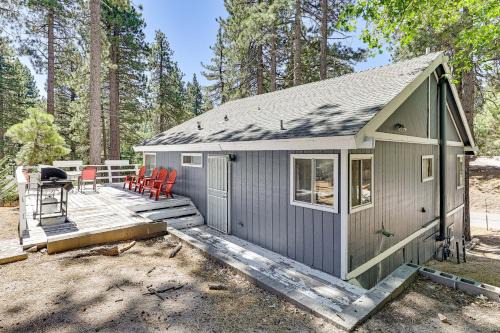 Green Valley Lake Casa | Swim, Ski and Explore Cabin in Green Valley Lake!