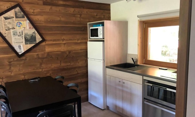 Saint-Leger-les-Melezes Apartamento | Swimming pool, sauna, hammam, parking, tv, ski locker, 25m², Saint-Léger-les-Mélèzes