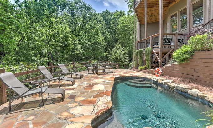 Big Canoe Casa | Swimming Pool, Steamy Hot Tub, Home Theater, Sunroom, Game Room & Community Extras - Red Fox Manor