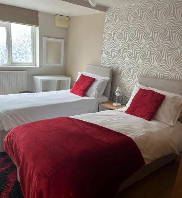 Swindon Apartamento | Swindon Home from Home 2 - EnterCloud9SA