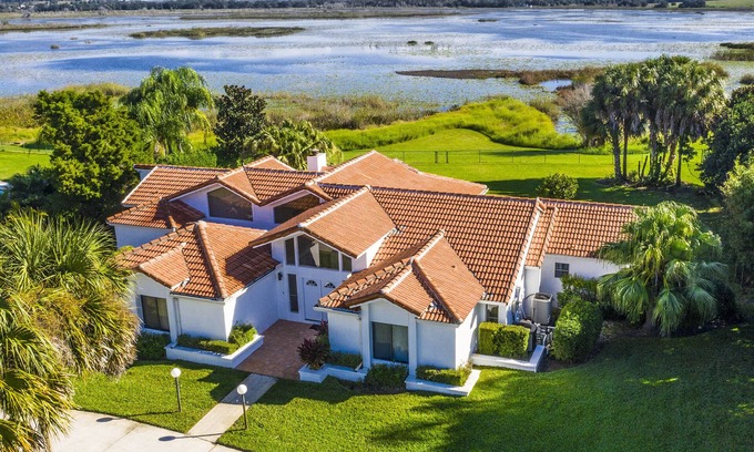 Clermont Casa | SWISS 06 - Lago Sumner