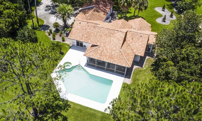 Clermont Casa | SWISS 23 - Lago Stephanie