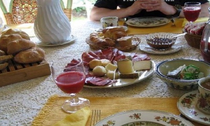 Massa e Cozzile Casa | Swiss B&B La Tartaruga, Alojamiento y desayuno