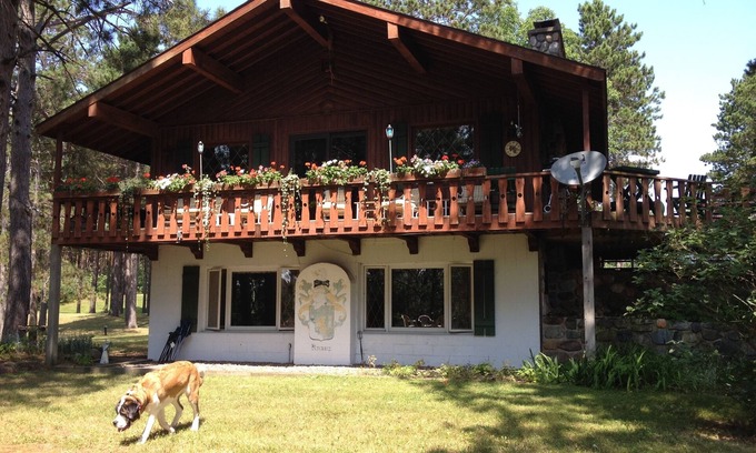 Conover Chalet De Esquí | Swiss Chalet/waterfront