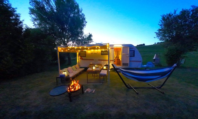 Sigriswil Casa | SwissHut Idyllic Farm Stay