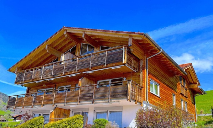 Sigriswil Apartamento | SwissHut Stunning Views Alps & Lake - Apart. Felden