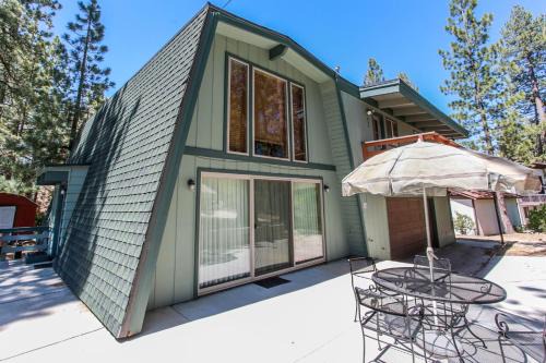 Summit Estates Casa | Switzerland ski chalet #845