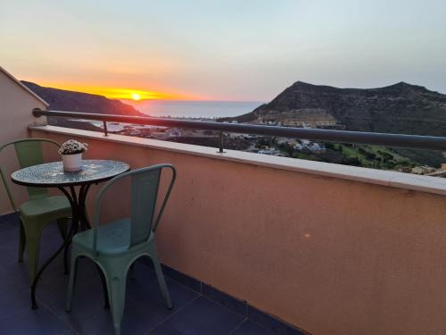 La Envia Apartamento | Sybarix Apartment: Precioso apartamento con vistas al golf y el mar