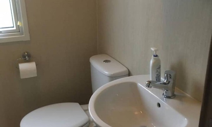 Rhoshirwaun Casa | Sychnant 4 berth caravan with stunning views.