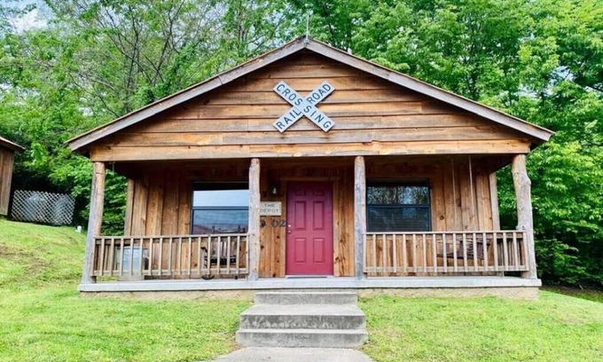 Mountain View Casa | Sylamore Depot Cabin # 302