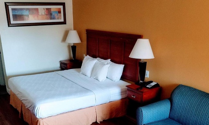 Sylvania Hotel | Sylvania Inn-Sylvania,Statesboro, GA-Georgia Southern Univ GSU