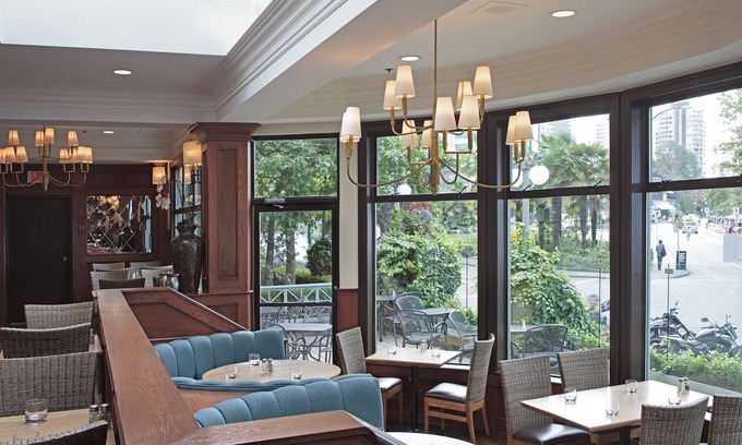 West End Hotel | Sylvia Hotel