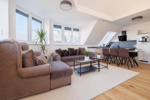 Neulerchenfeld Apartamento | SYMPHONY Apartments 40 - Modern Loft with Terrace and Grill in Central Location